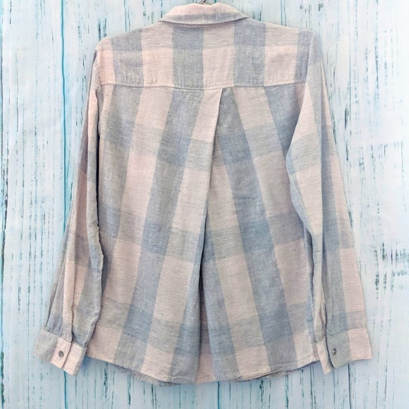3/$20 Splendid Wildwood Pink and Grey Plaid Top - Picture 8 of 8